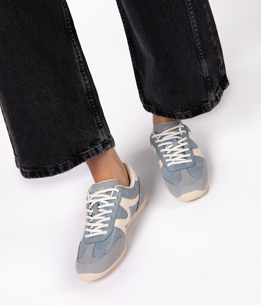 SAKURA Women's Vegan Sneakers Matt & Nat Women|New Arrivals