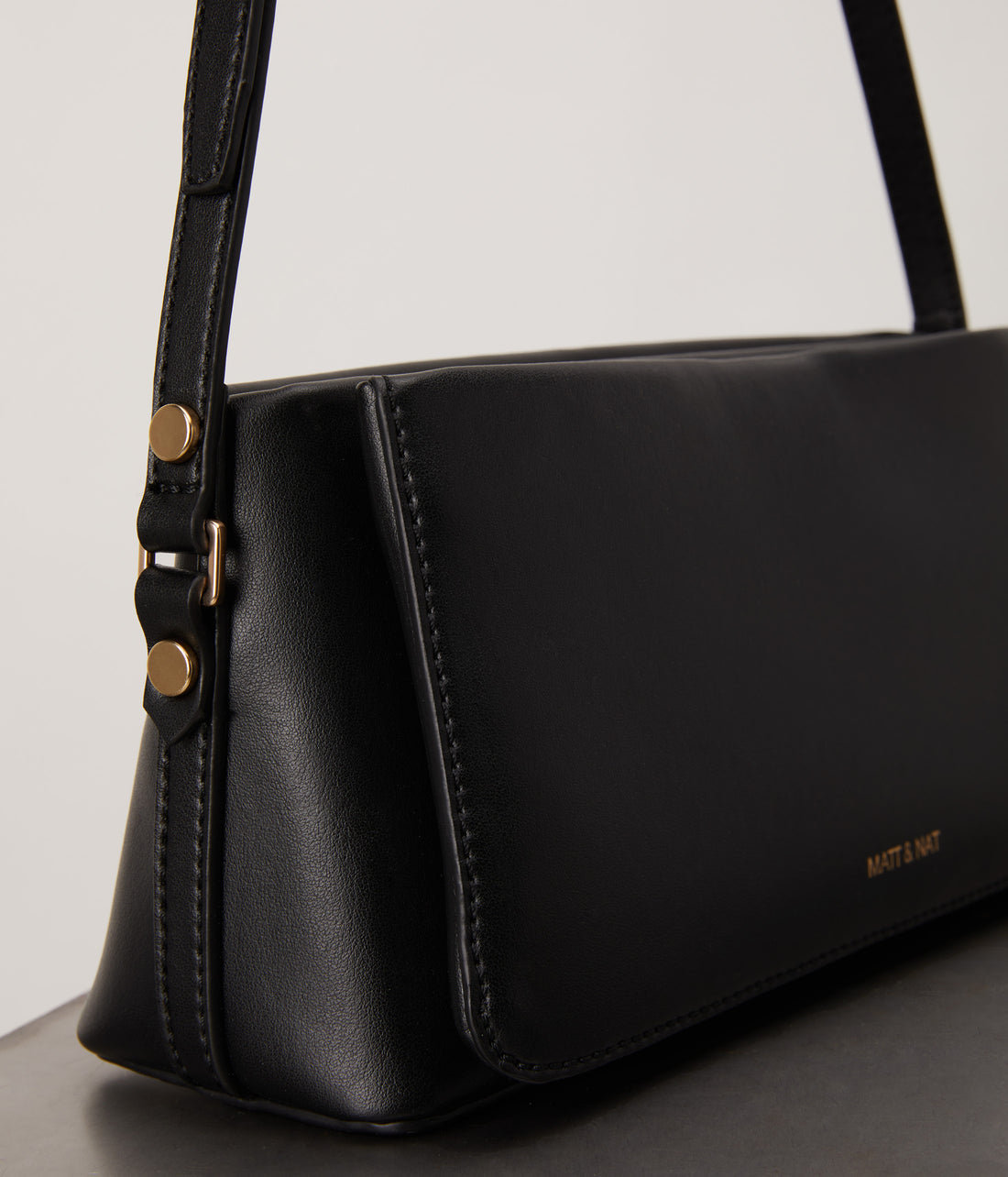 VAL Vegan Shoulder Bag - UPPEAL Matt & Nat Women|Sale
