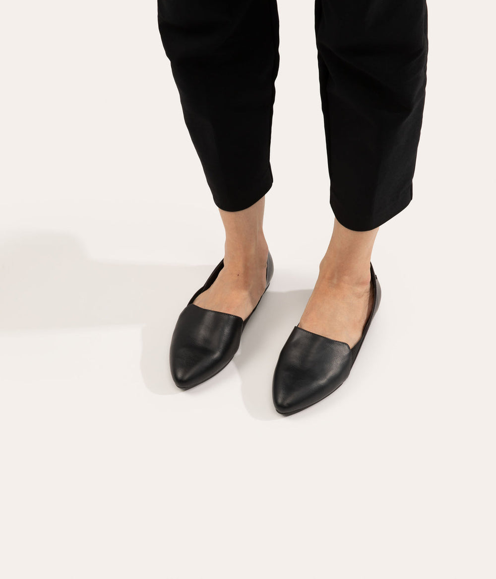 WESTMOUNT Women's Vegan Flats Matt & Nat Women