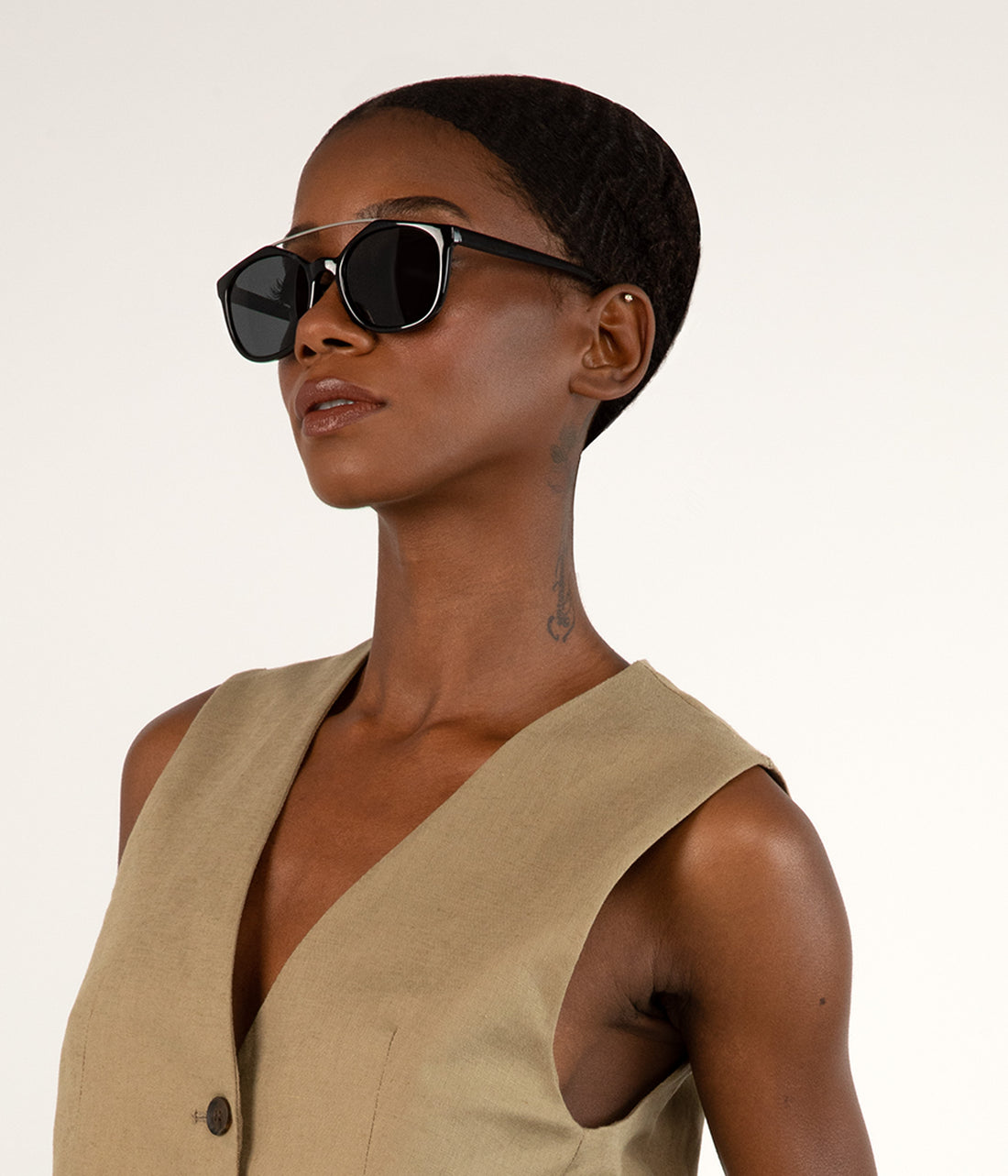 NESSON Black Aviator Sunglasses Matt & Nat Women|Sale